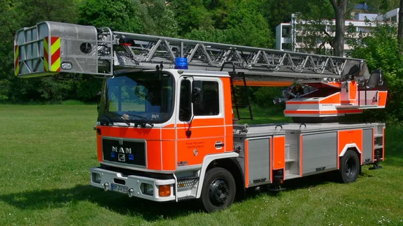 2010-DLK.jpg